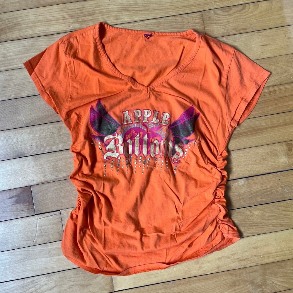 Apple Bottoms Orange Ruched Graphic V-Neck Tee Rhinestone Y2K Vintage Top